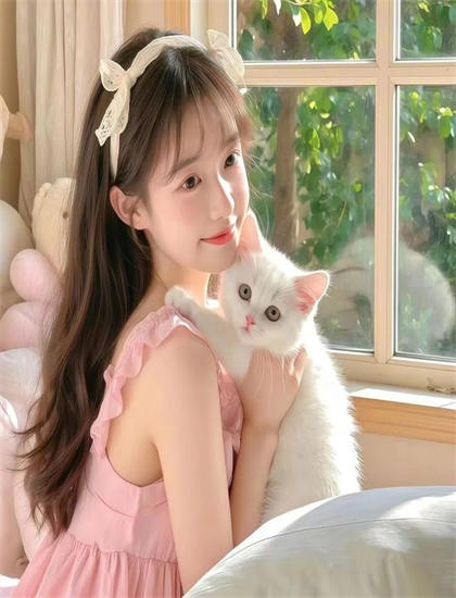 《逍遥自在人生》色彩运用解析：色调选择与情绪表达分析